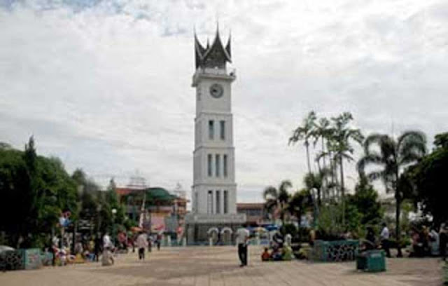 sejarah jam gadang kota bukittinggi