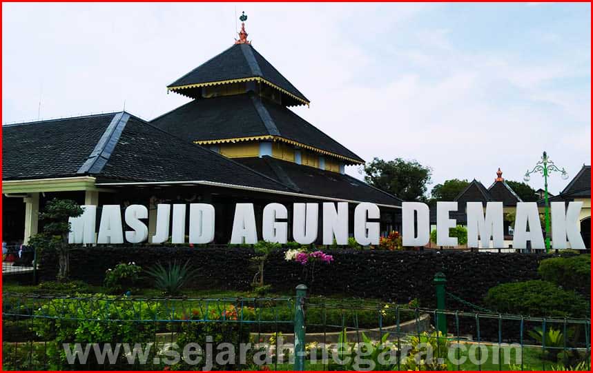 Masjid Agung Demak 1