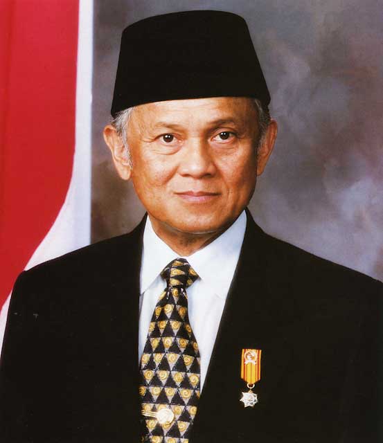 Presiden Habibie berwarna