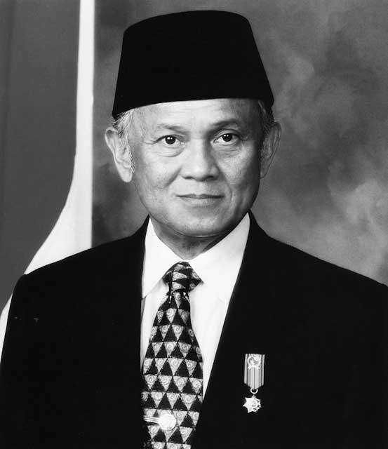 Presiden Habibie hitam putih