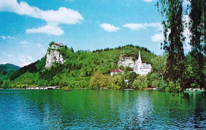 Danau Bled di Yugoslavia