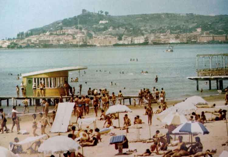 Durazzo pantai di pesisir Adriatik, Albania