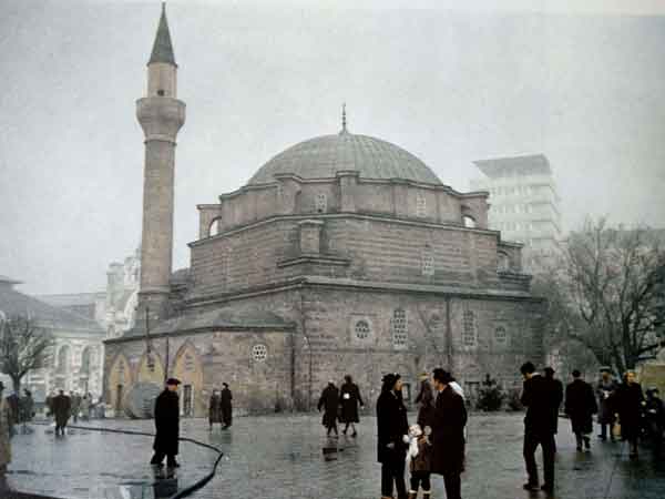 Masjid Banya Bashi