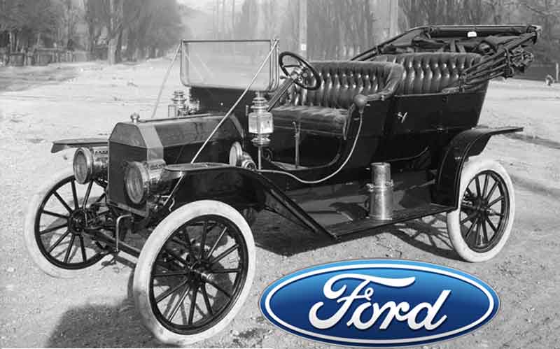 Ford Motor Company menandatangani perjanjian dengan Uni Soviet