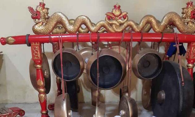 Alat Musik Jawa Tengah: Sejarah dan 12 nama ricikan gamelan lengkap gambarnya 9 Kempul gamelan